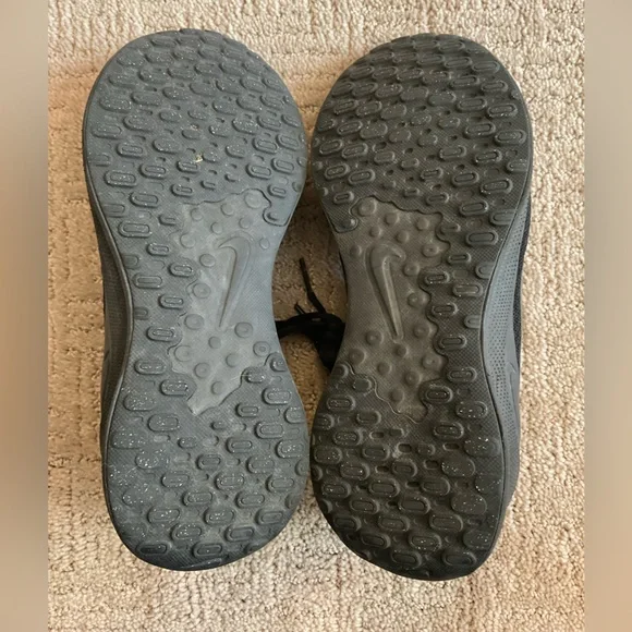 👟🖤 Nike Women Revolution 7 Black Running Shoes FB2208-002 2023 Size 8 - Picture 7 of 9